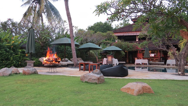 Lifestyle Enthusiast - The Damai, Lovina, Bali - Hotel Garden Atmopsphere